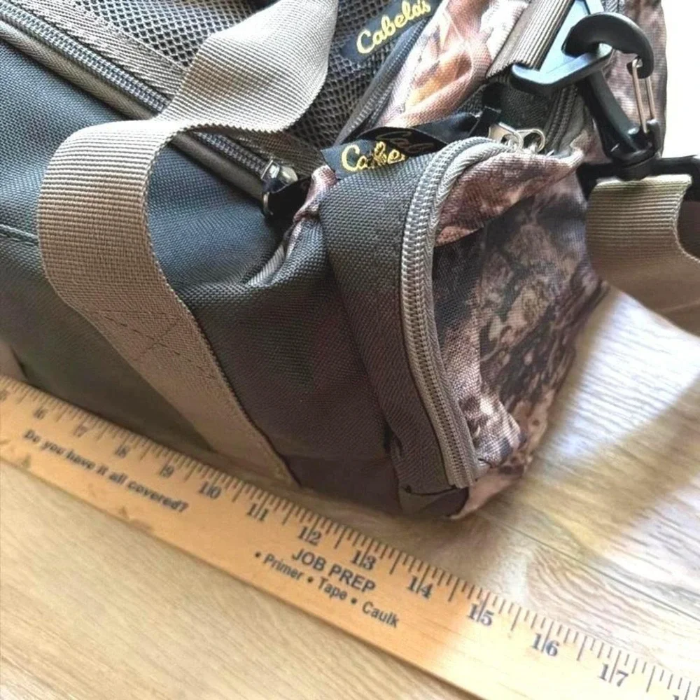 Cabelas nwt cabela